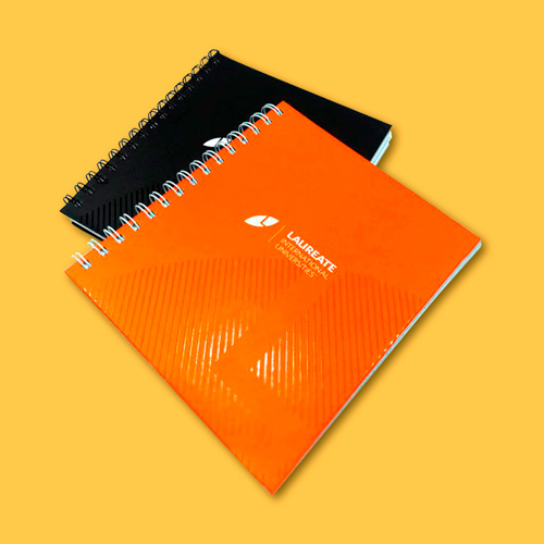 Diseño y producción de cuaderno corporativo Laureate