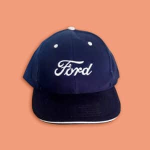 Jockey azul con el logo ford bordado en blanco