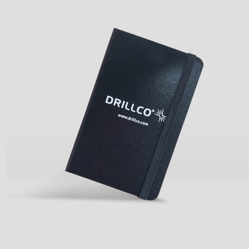 Libreta Pequeña Negra Forrada en PU Drillco 2025